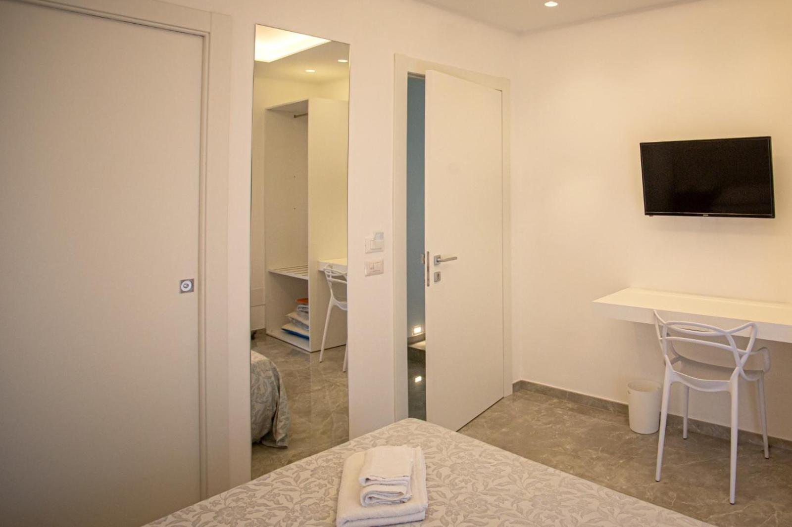 Forever Luxury Rooms Castellammare di Stabia Esterno foto