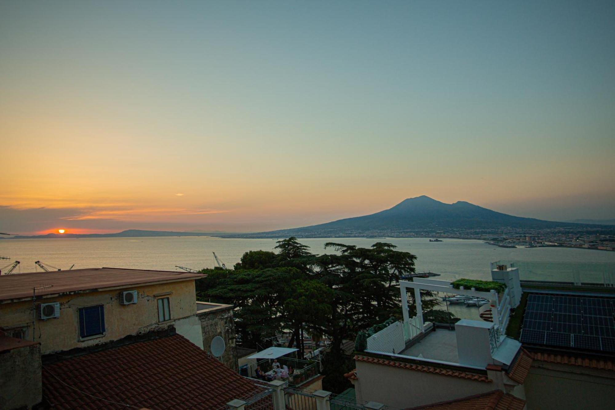 Forever Luxury Rooms Castellammare di Stabia Esterno foto