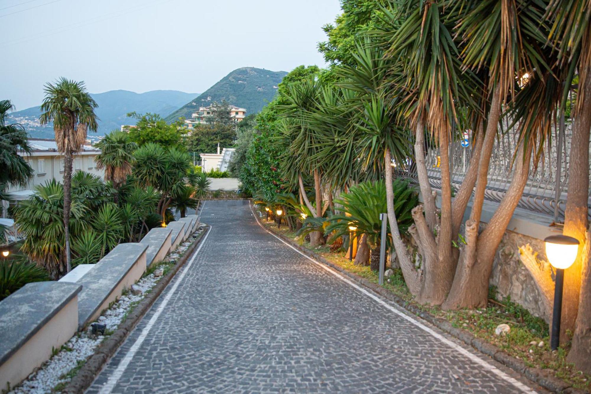 Forever Luxury Rooms Castellammare di Stabia Esterno foto